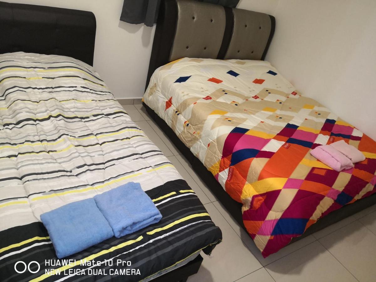 Mcz Homestay Ipoh Town 2Room 7Pax Free Wifi Eksteriør billede